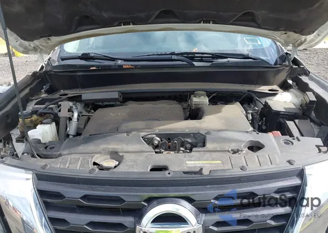 2017 Nissan Pathfinder Platinum/S/Sl/Sv z USA, uszkodzony, nr VIN 5N1DR2MM2HC646386